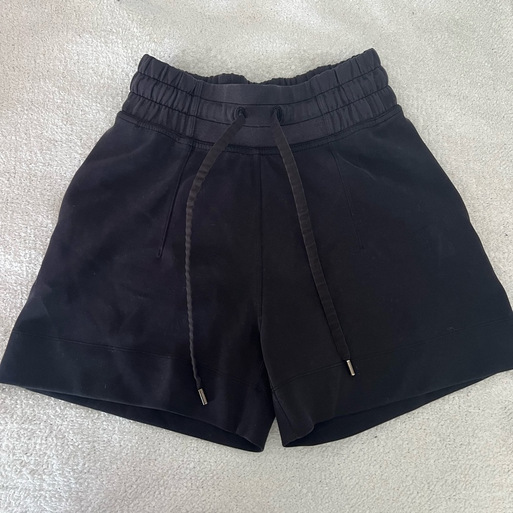 LULULEMON SOFTSTREME SHORTS